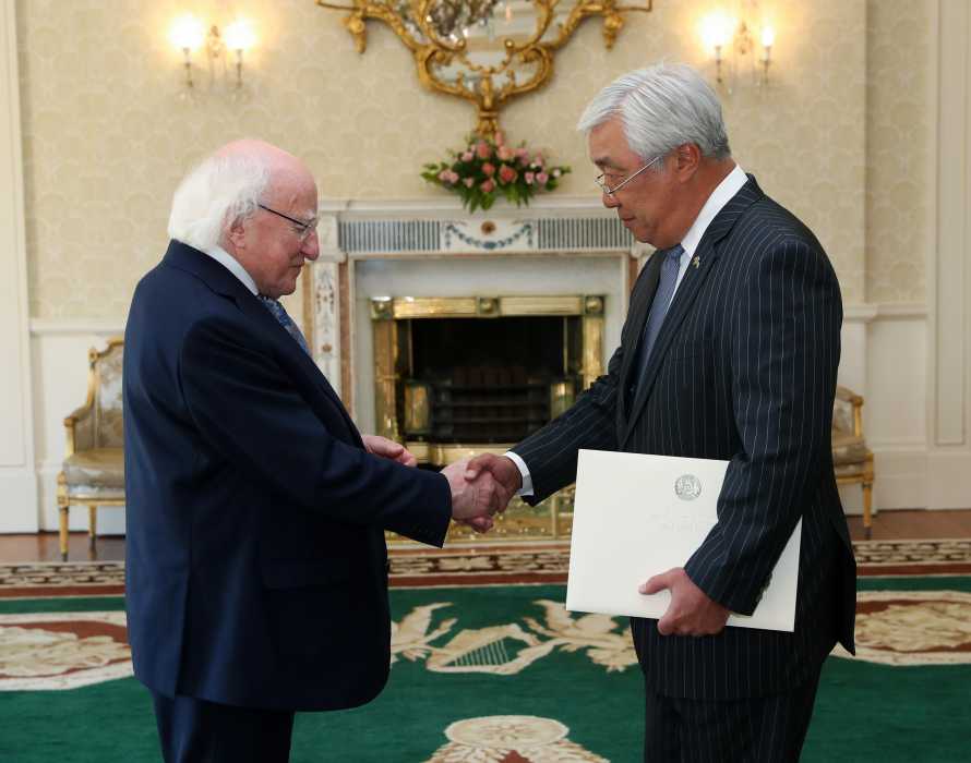 Қазақстан Елшісі Ирландия Президентіне сенім грамоталарын тапсырды
