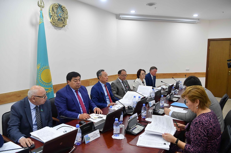 Адвокаттық қызмет және заң көмегі мәселелері бойынша өзгерістер қаралды