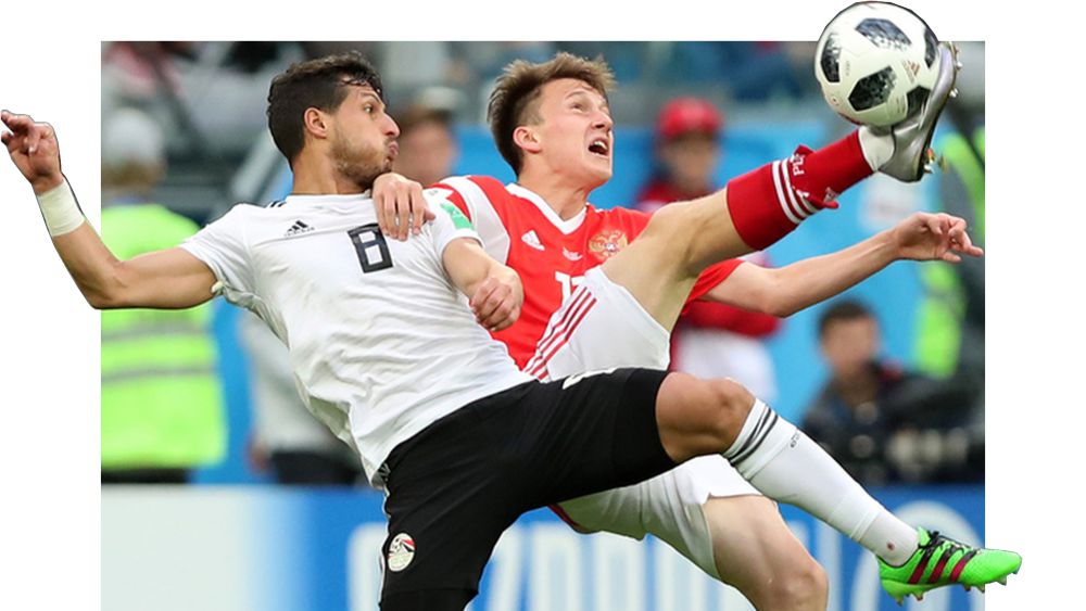 ӘЧ: Тоналған фанаттар мен жаңарған рекордтар