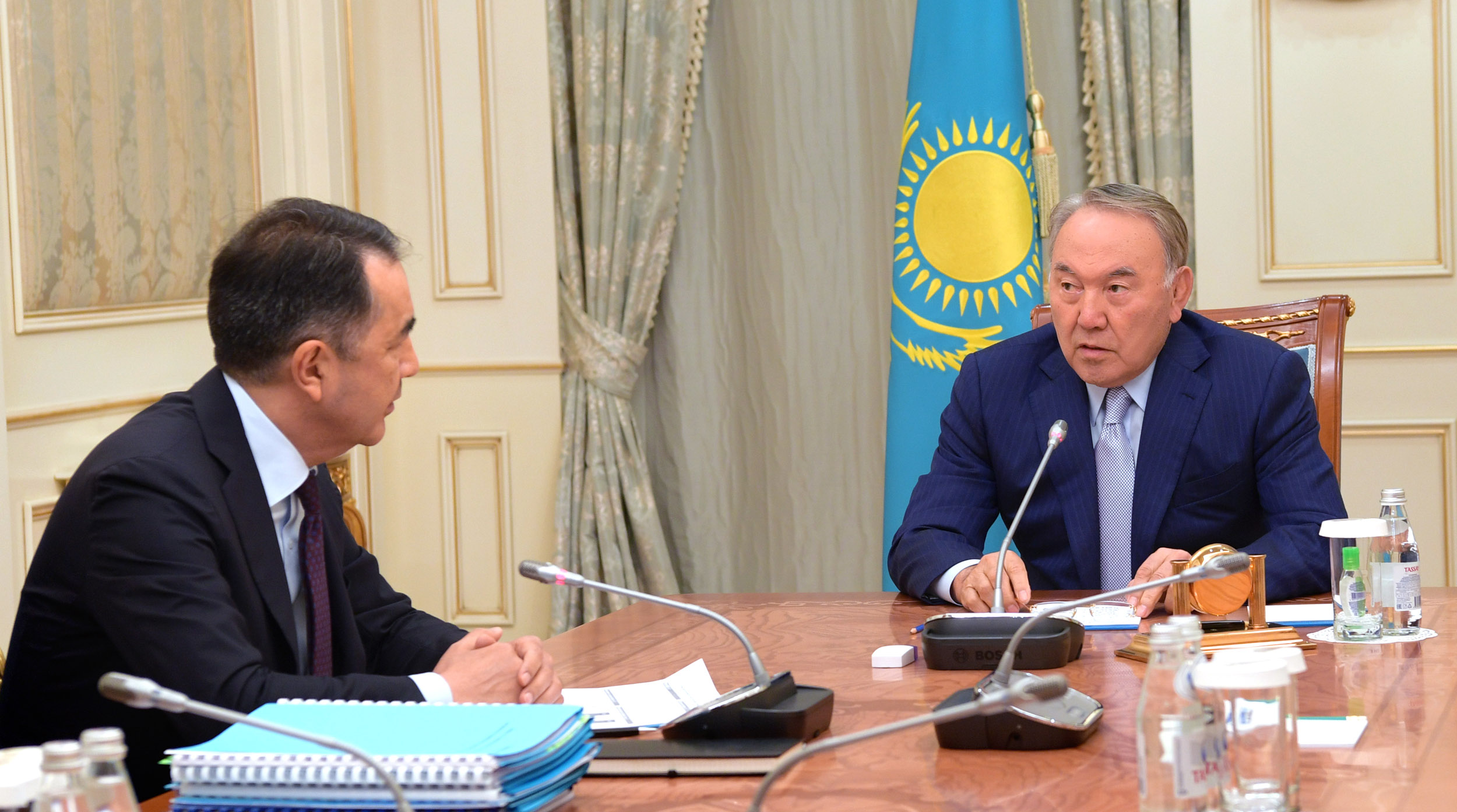 Президент Премьер-Министр Бақытжан Сағынтаевты қабылдады