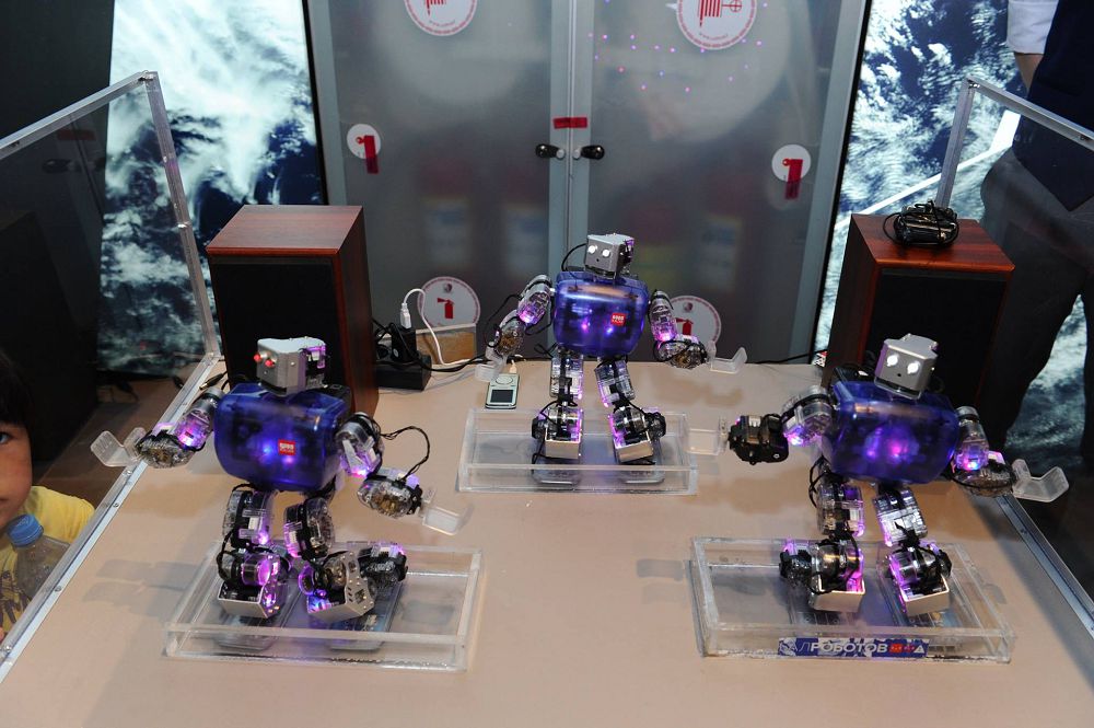 ЭКСПО қалашығында  «роботтар балы» өтті
