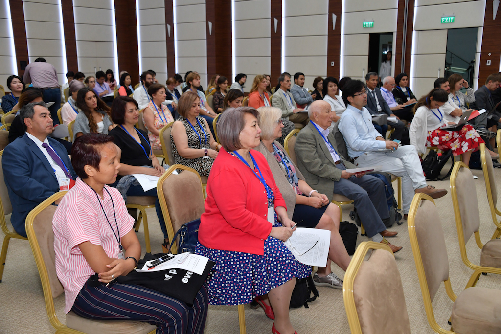 Түркологтар төрқалада бас қосты