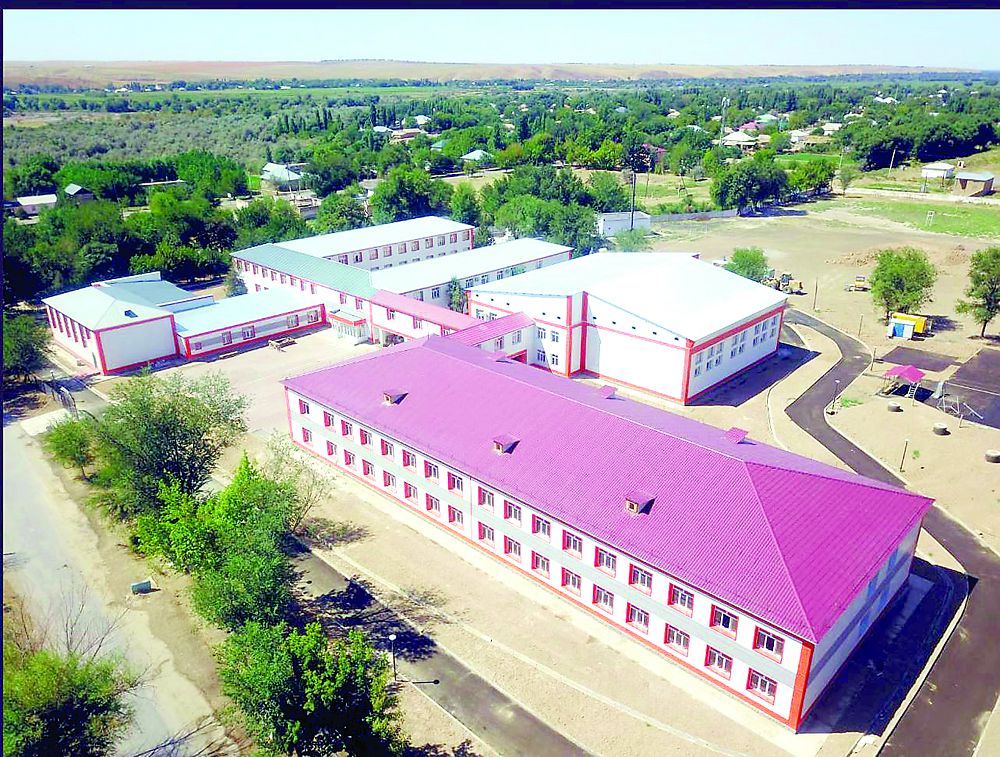 Мерейтойдан бас тартып, мектеп салдырды