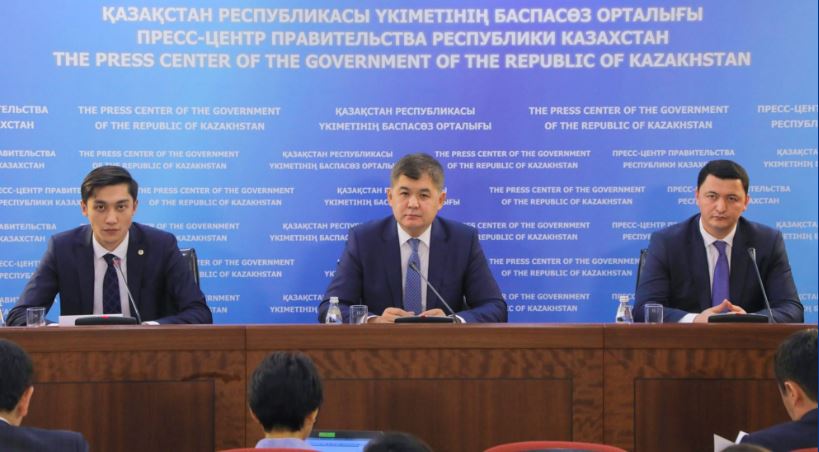 2020 жылы Қазақстан тұрғындары электронды денсаулық паспорттарымен қамтамасыз етіледі - Е.Біртанов