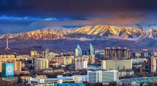 Нұрсұлтан Назарбаев «Falcon Eurobus» жауапкершілігі шектеулі серіктестігіне барды