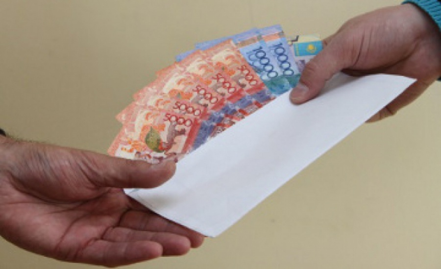 Солтүстік Қазақстанда аудан әкімі парамен ұсталды