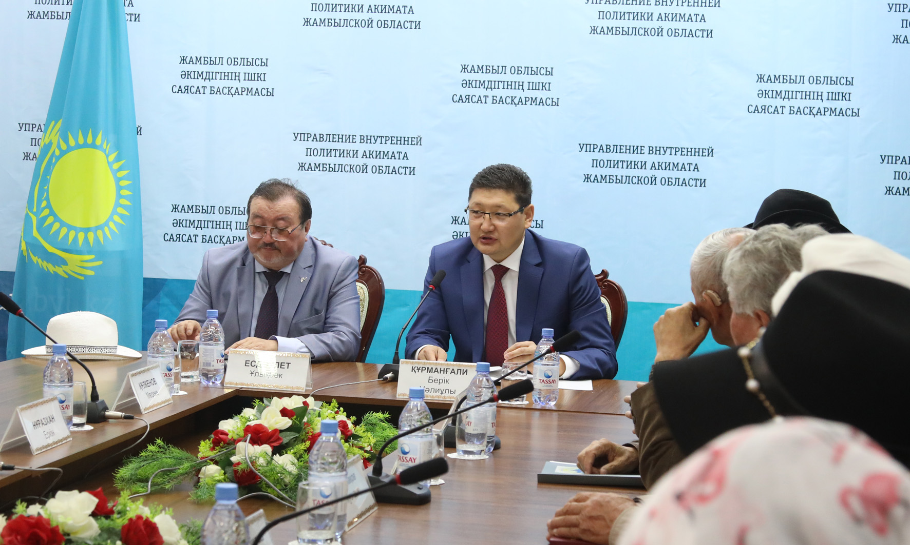 Жамбыл облысында жазушылар одағының көшпелі отырысы басталды