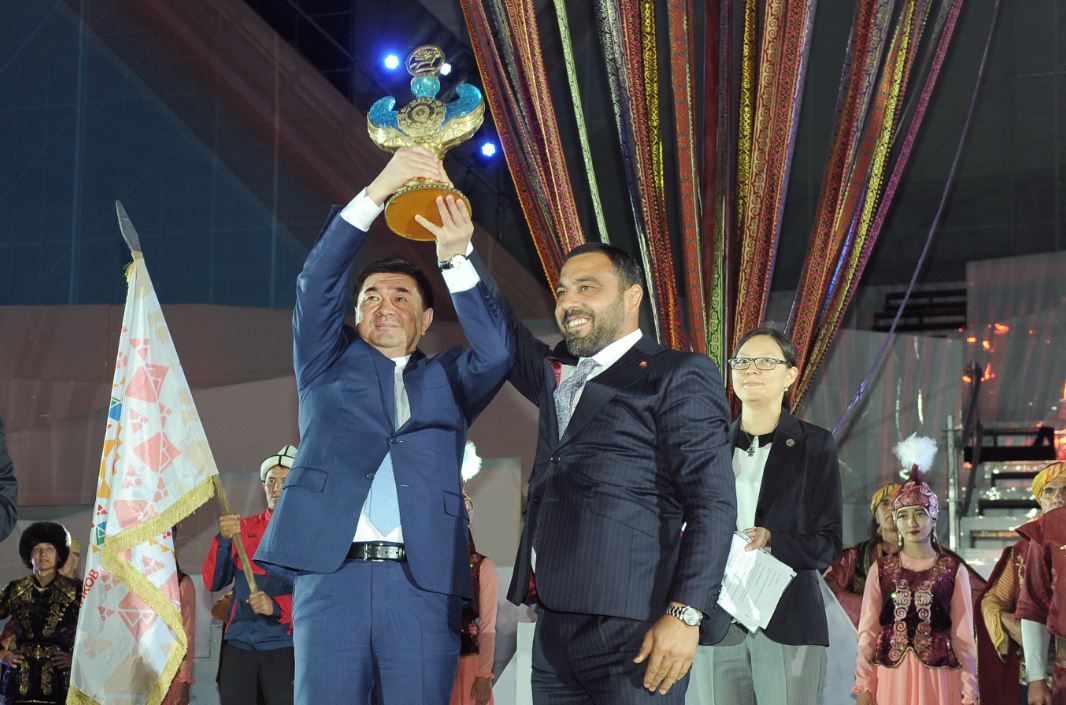 Көшпенділер ойындарының эстафетасы Түркияға тапсырылды