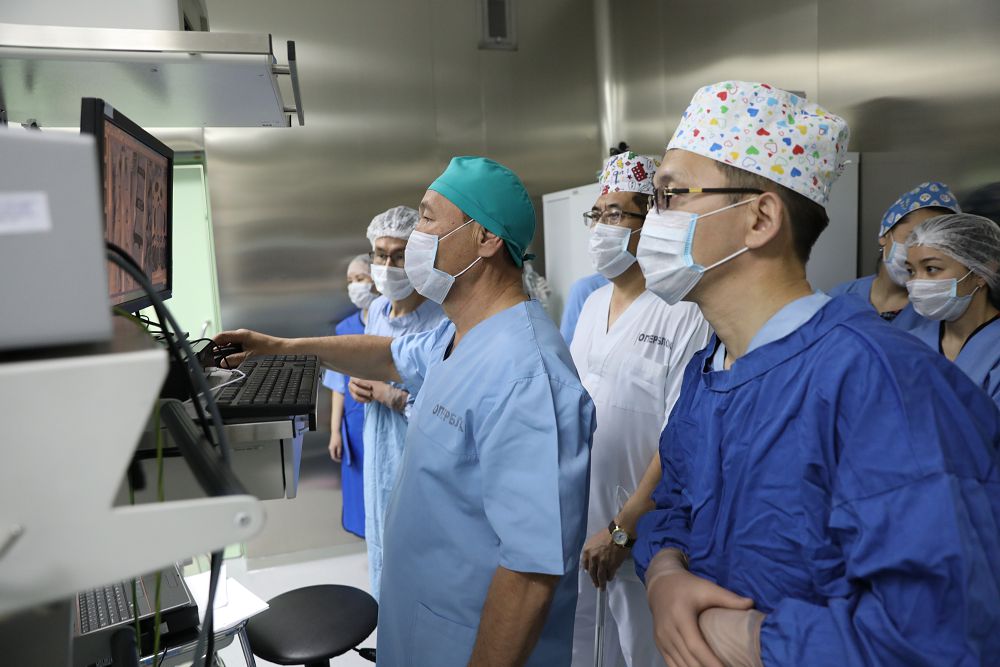 Нейрохирургиядағы тың тәсілдер