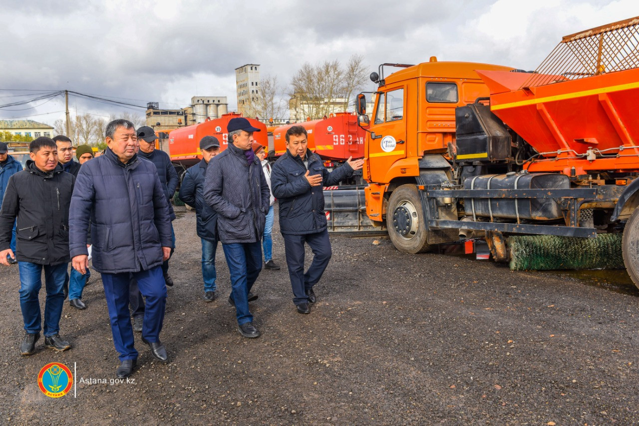 Астана әкімі коммуналдық қызмет пен мердігерлердің қысқа дайындығын тексерді 