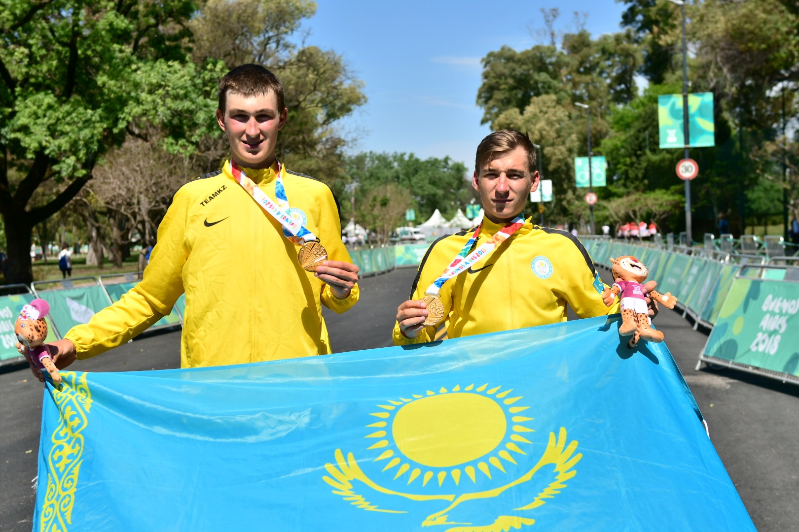 Буэнос-Айрес: Еліміздің Әнұраны екі мәрте шырқалды