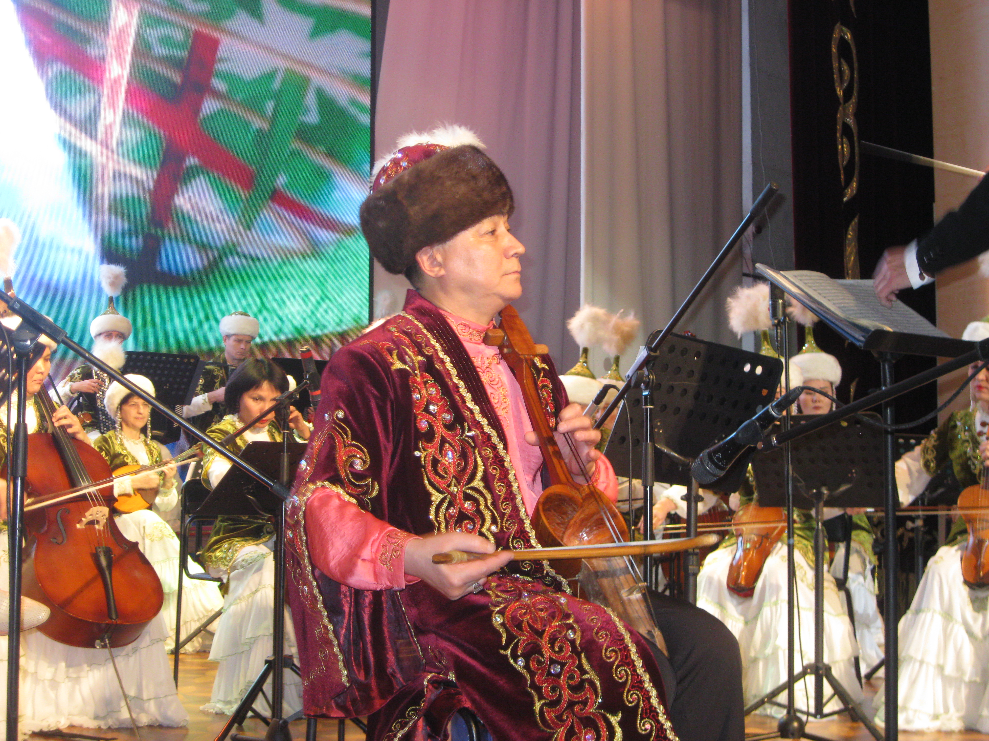 Қостанайда Батырбек Байназаровтың «Қобыз – аңыз» атты жеке концерті өтті