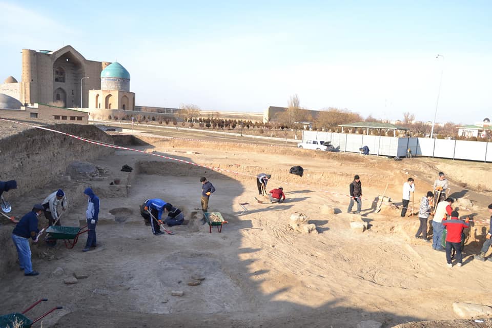 Түркістанда археологтар қоқан және қазақ үйлерінің орнын тапты