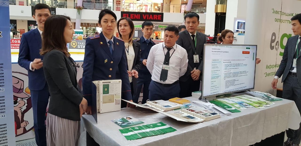 Ақтауда бір күнде екі мемлекеттік қызметтер жәрмеңкесі өтті