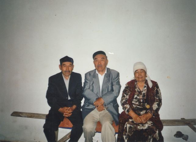 Шерағаның қарындасы шерткен сыр