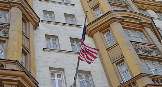 АҚШ-тың иммиграция қызметі Мәскеудегі кеңсесін жабады