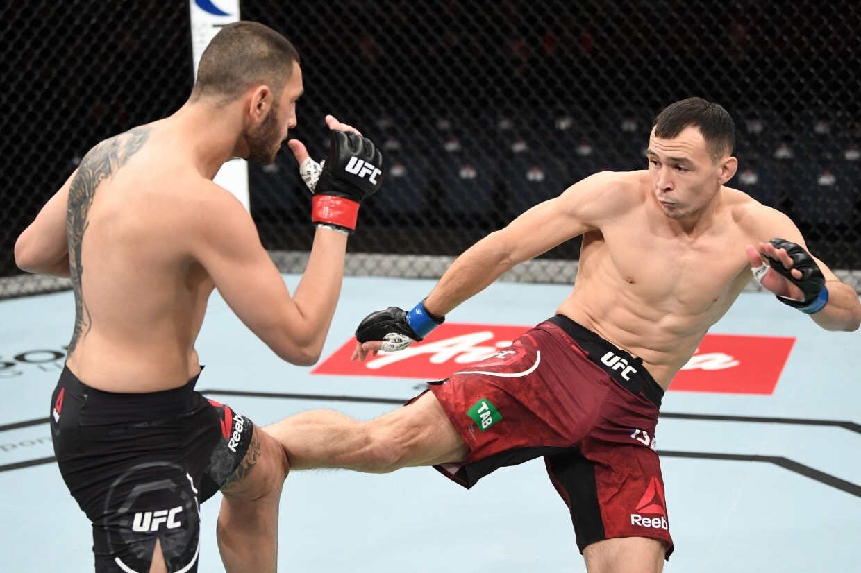 UFC: Дамир Исмағұлов жеңіске жетті