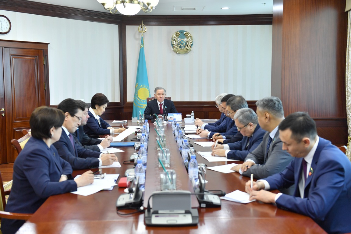 Н. Нығматулин: Мәжіліс Елбасының әлеуметтік бастамаларын заңнамалық қолдауды қамтамасыз етеді