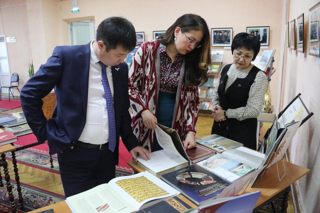 Өскеменде Әмина Өмірзақованың 100 жылдығына орай ретро-фестиваль өтті