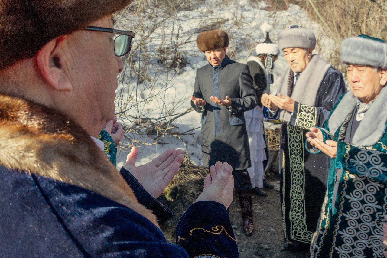 Өскеменде Наурыз мерекесі бұлақ көзін ашудан басталды