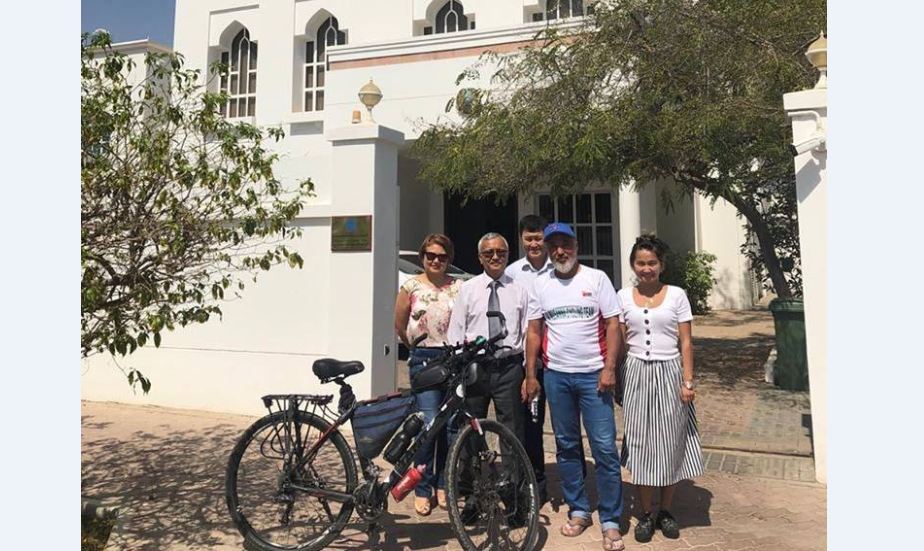 Велосипедпен Оман сұлтандығына жетті