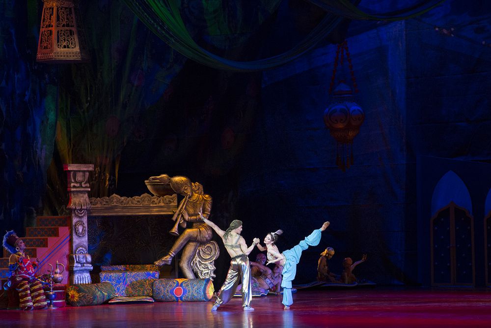 «Астана Опера» балет труппасы Мәскеуді тәнті етті