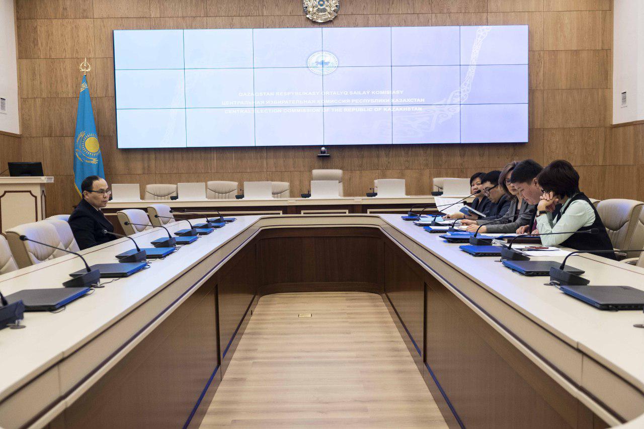 Қасым-Жомарт Тоқаев президенттікке кандидат ретінде құжаттарын тапсырды