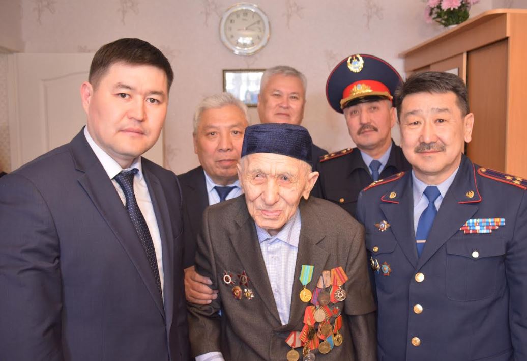 102 жастағы соғыс ардагеріне ерекше құрмет көрсетілді