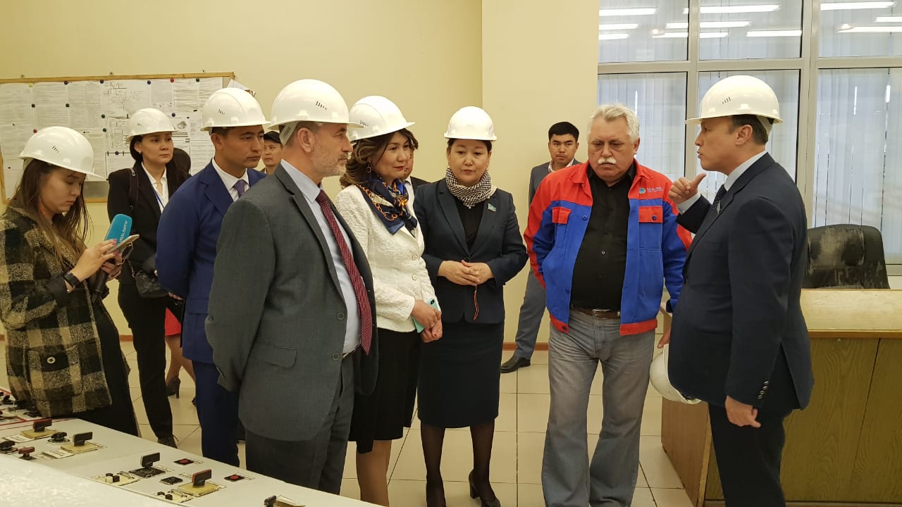 Мәжіліс депутаттары энергия саласын дамыту мәселелерін талқылады