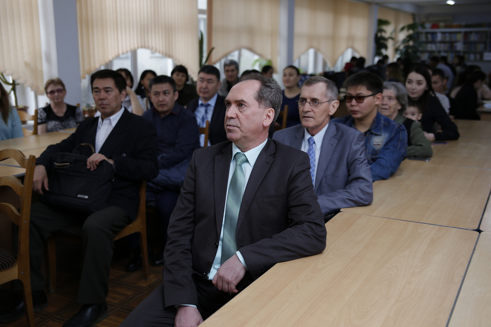 Павлодар ғалымдары кезектен тыс сайлауды қолдайды