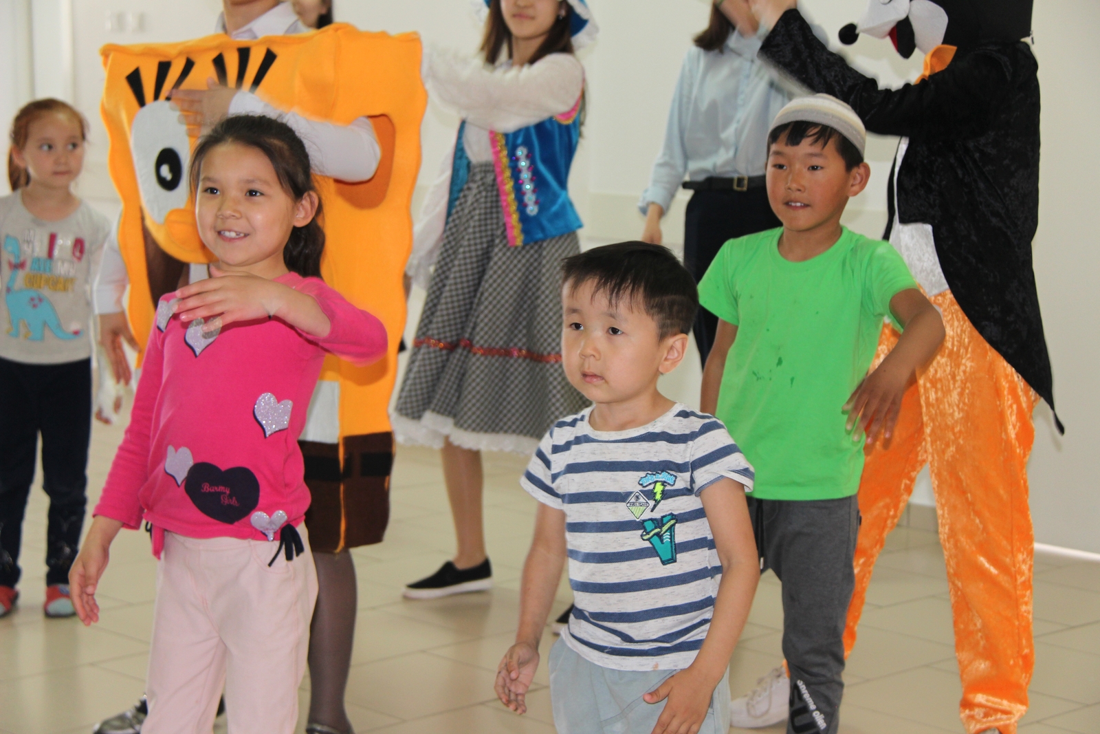 «Театралды жәрдемі» қуаныш нұрын себеді