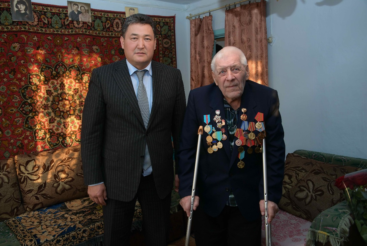 Қалқаман кентінде тұратын соғыс ардагері Василий Московченко пәтерлі болды