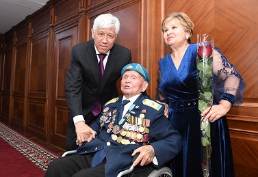 Алматы облысында 91 ардагерге 500 мың теңгеден жәрдемақы берілді