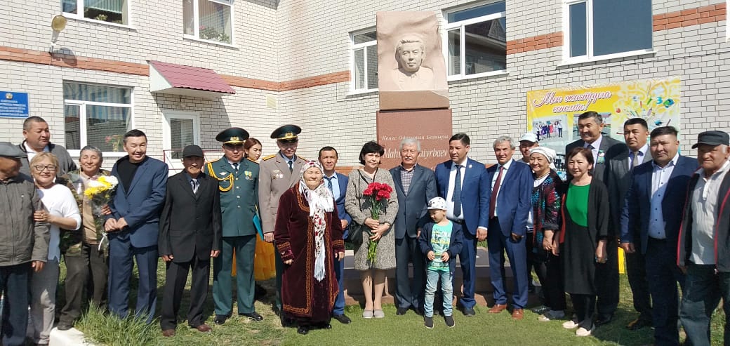 Бесқарағайда Кеңес Одағының батырына ескерткіш қойылды