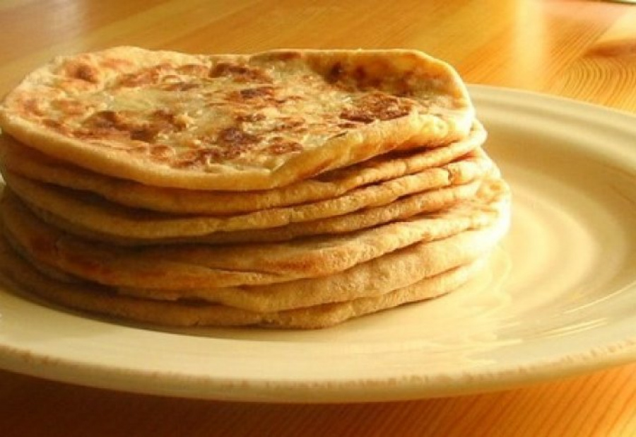 Құдайы нан таратқан  құлыншақ