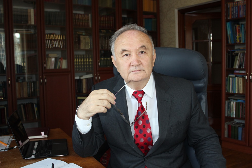 Көрнекті ақын Есенғали Раушанов ТМД сыйлығына ие болды