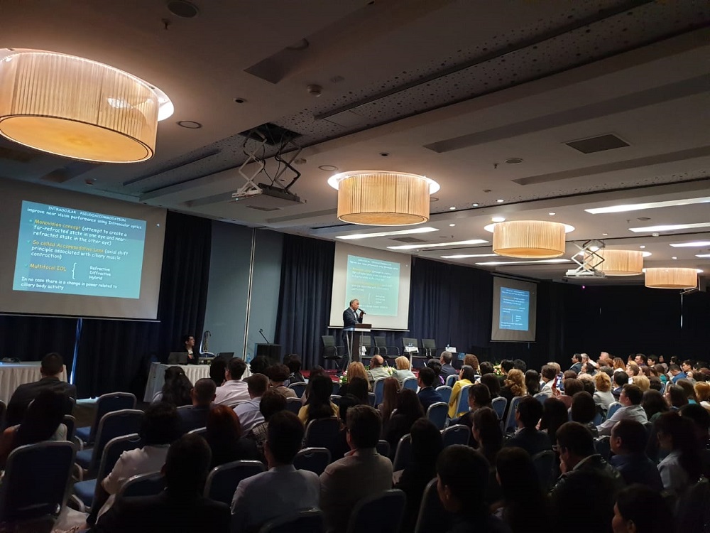 Көз дәрігерлерінің тәуелсіз қоғамы алғашқы конференциясын бастады