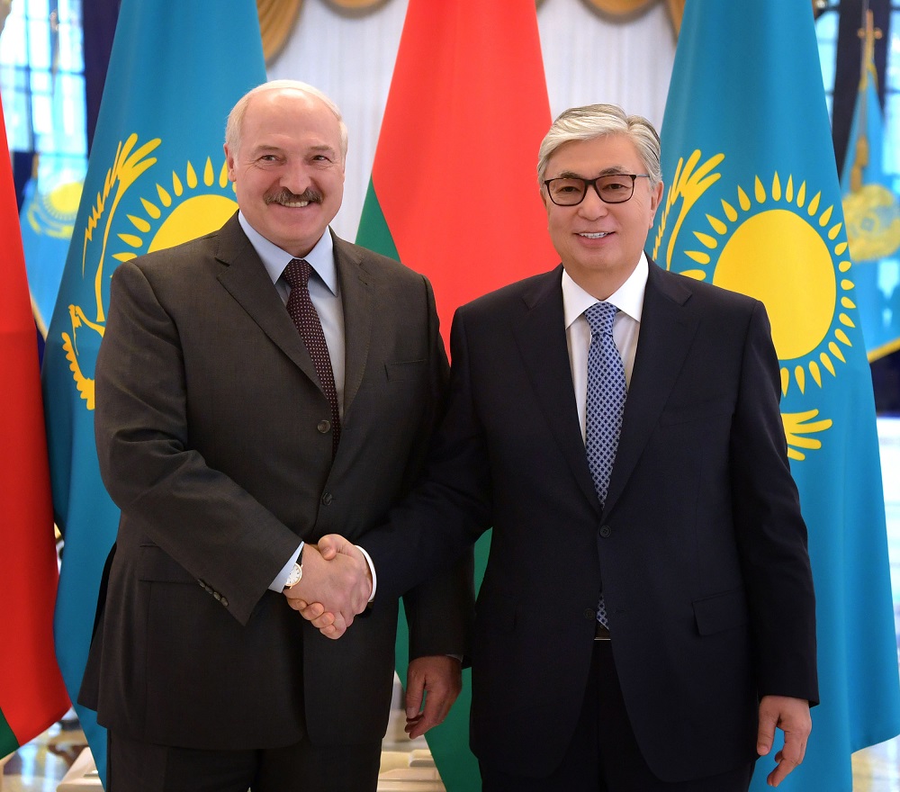 Қасым-Жомарт Тоқаев Беларусь Президенті Александр Лукашенкомен кездесті