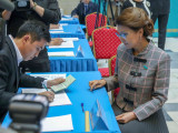 Дариға Назарбаева елордадағы Оқушылар сарайында дауыс берді