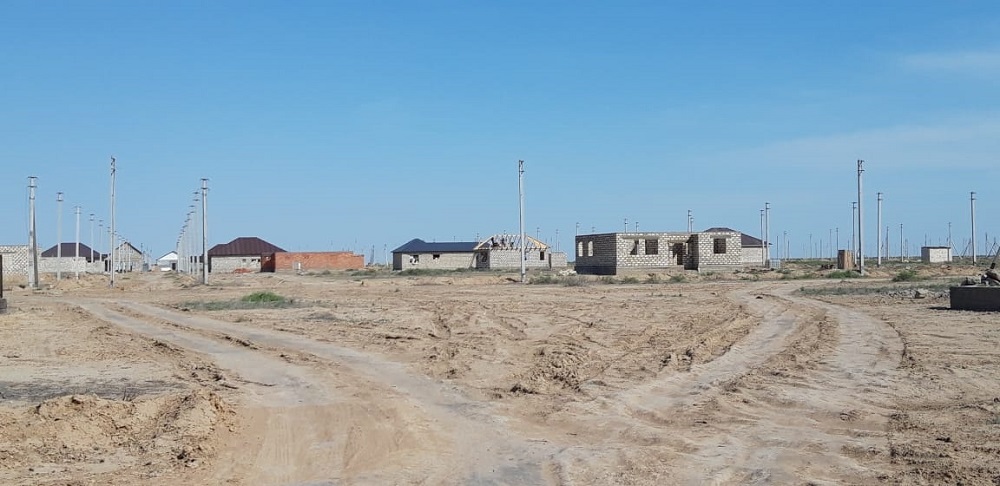 Атырау қаласының әкімі:  «Зарослый» елдімекеніндегі мәселе шешіледі