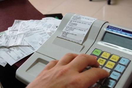 «Чекті талап ет – жүлдені ұтып ал!» акциясы аясында 44 адам смартфон ұтып алды