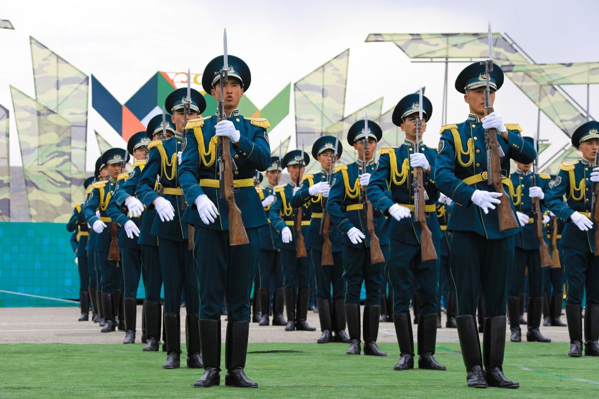 Петропавл әскери институтын 217 түлек бітірді