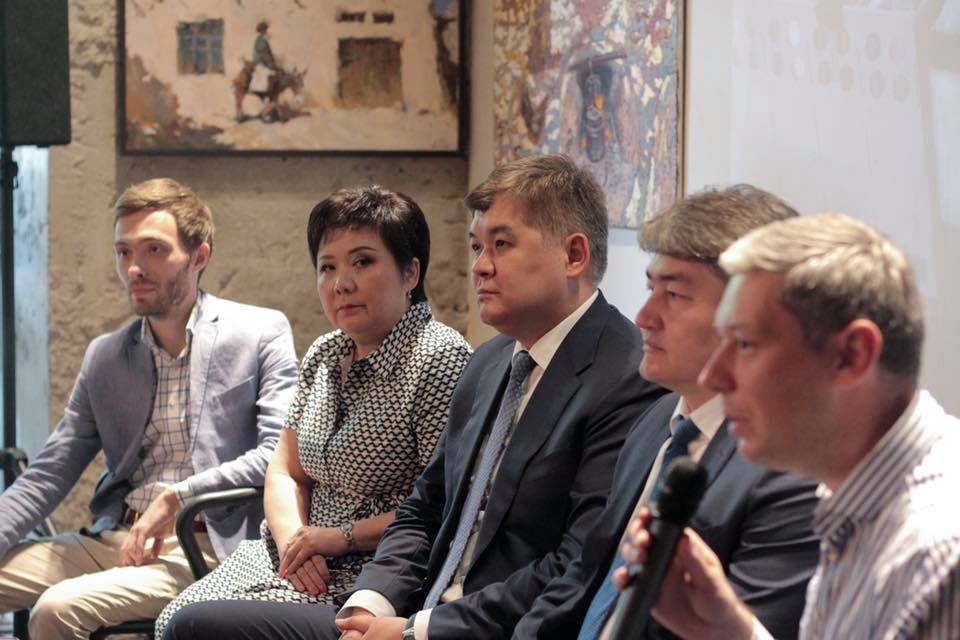 Денсаулық сақтау саласына 362,5 млрд теңге жетіспейді