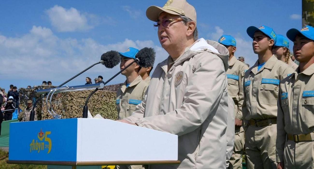 Жастардың азғындығы туралы бейне Жастардың азғындығы туралы бейне