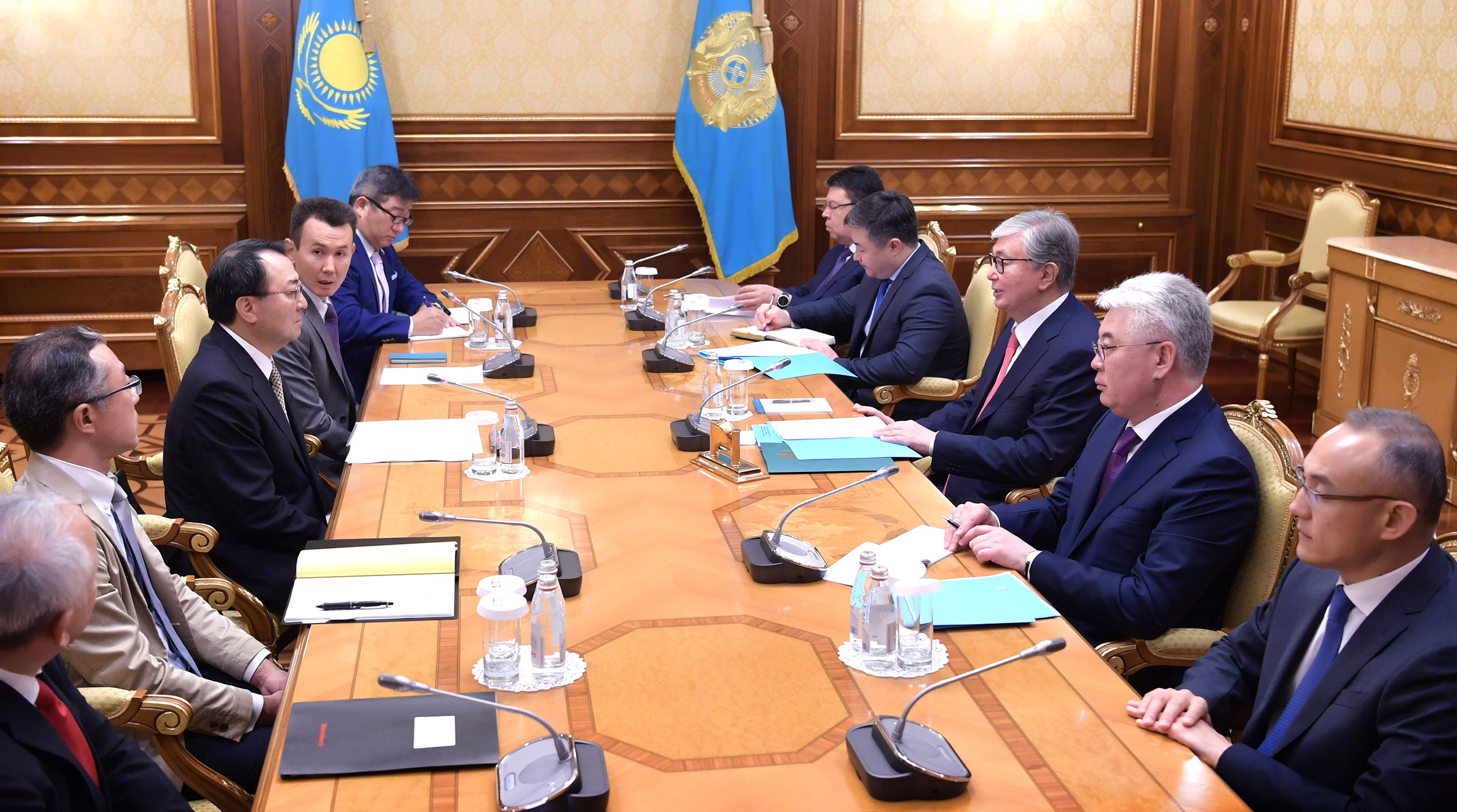 Қасым-Жомарт Тоқаев «Марубени» сауда компаниясының вице-төрағасы Шигеру Ямазоэні қабылдады