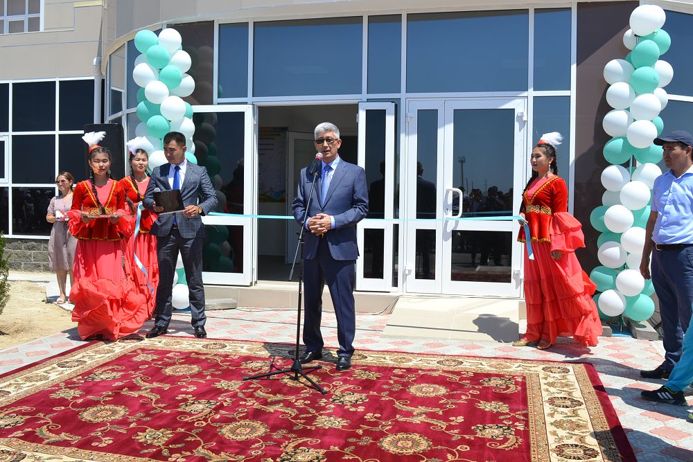 Мұнай компаниясы  спорт кешенін сыйға тартты