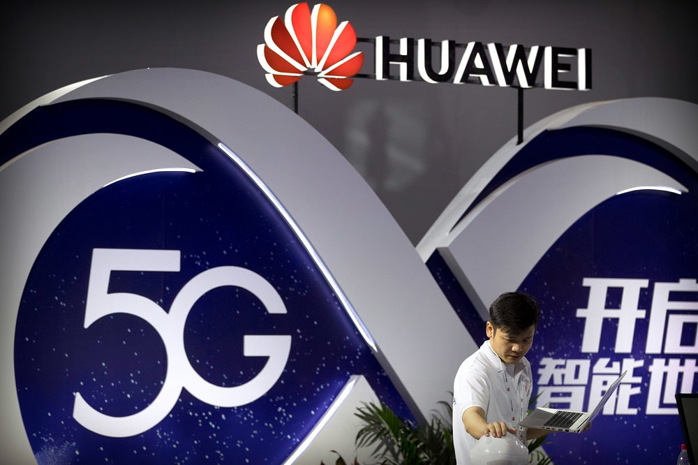 Huawei 5G технологиясын қолдайтын алғашқы смартфонын таныстырды