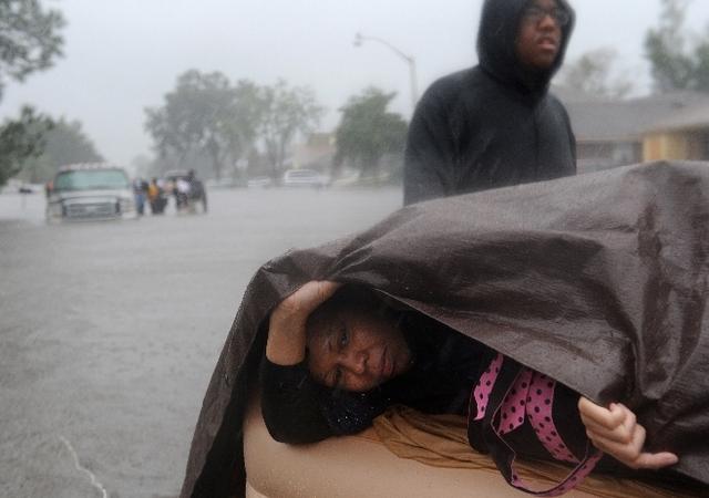 Непалда су тасқынынан 43 адам қаза тапты