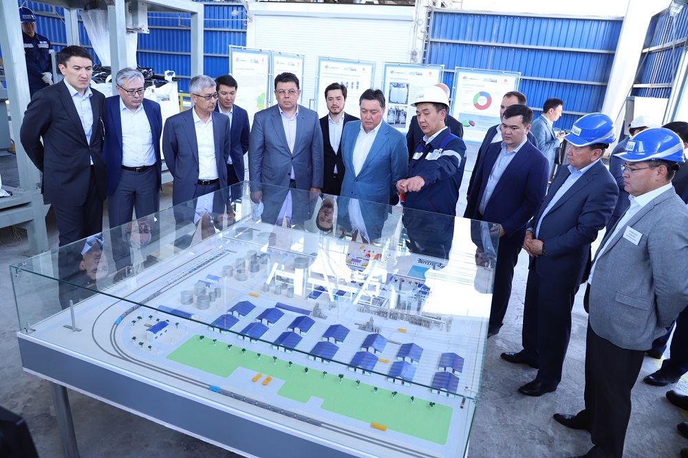Премьер-Министр Асқар Мамин «Caspi Bitum БК» ЖШС-не барды
