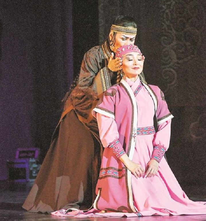 Би бейнелеген Шыңғысхан шындығы